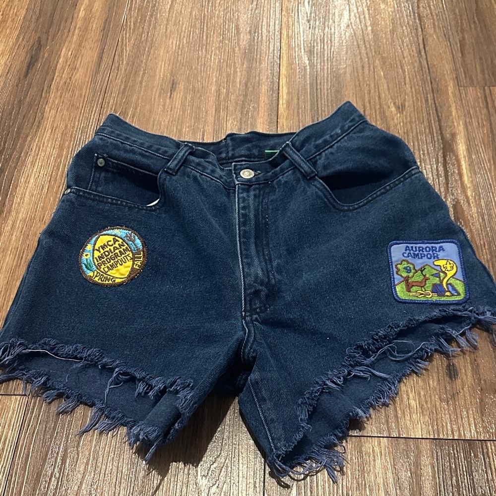 Gitano Dark Blue Jean Shorts with Fun Patches size 26